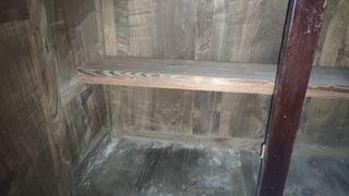 Mueble armario castaño de madera
