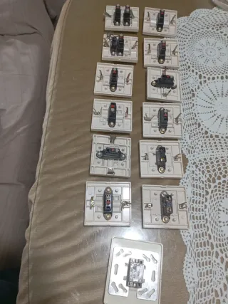 Interruptores Arturo Simón Teclas Anchas