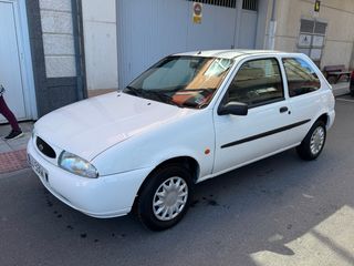 Ford Fiesta 2000