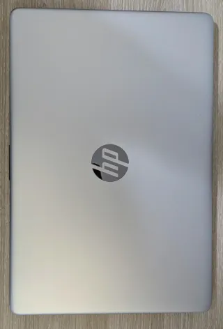 Portátil HP Plata i5-1235U