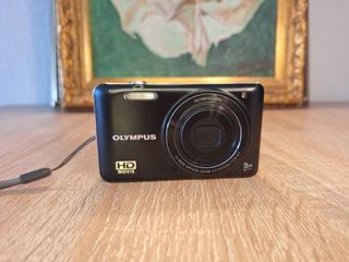 Cámara digital Olympus D D-745 de 14,0 MP