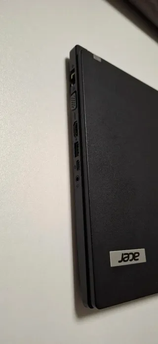Notebook Acer i5 7ª, 8gb ram, 224gb ssd, Ñ, ottimo