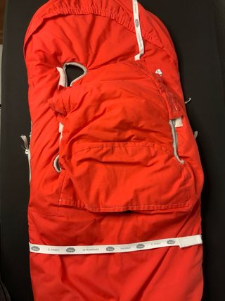 Funda para carrito de bebé gris y roja