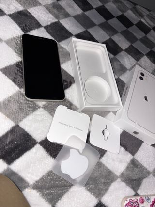 iPhone 11 Plata