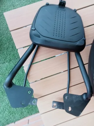 Maleta Baúl Moto SHAD con Soporte