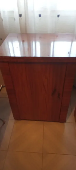 Máquina de coser Alfa con mueble