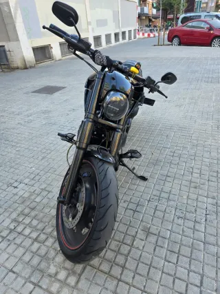 Harley-Davidson VRSC Night Rod Negra