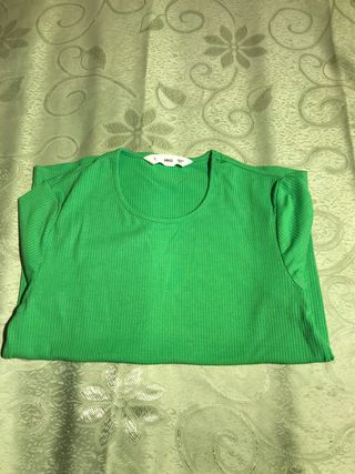 Camiseta Mango verde talla M