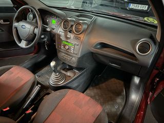 Ford Fiesta diesel. 2009. 150kms