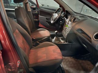 Ford Fiesta diesel. 2009. 150kms
