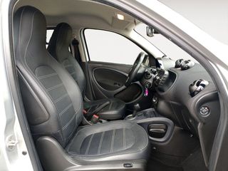 Smart Forfour EQ electric drive 60 kW (82 CV)
