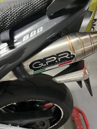 Suzuki GSR 600 Naked Manual
