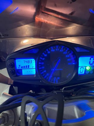 Suzuki GSR 600 Naked Manual