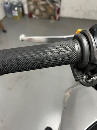 Suzuki GSR 600 Naked Manual