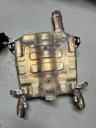 Suzuki GSR 600 Naked Manual