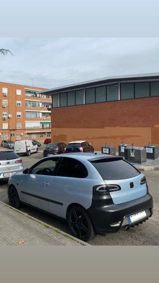 SEAT Ibiza 2003