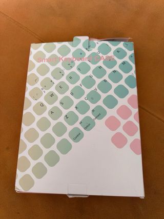 Funda y Teclado para Tablet Rosa