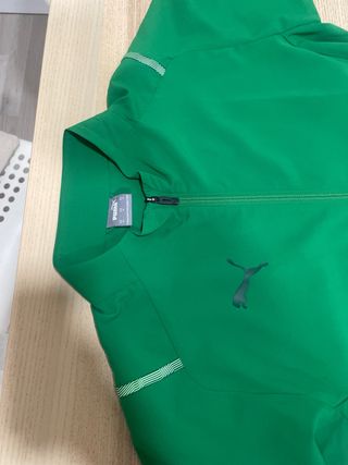 Chaqueta deportiva Puma verde