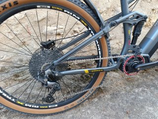 E-MTB Full Suspension 29"Pro. MOTOR CENTRAL.