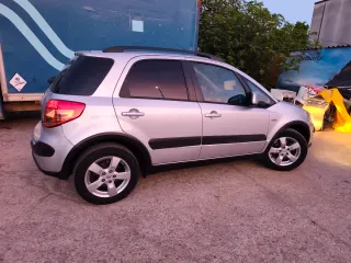 Suzuki SX4 2012