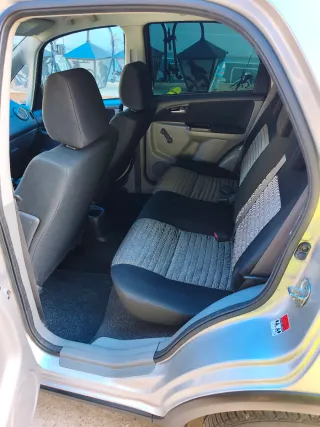 Suzuki SX4 2012