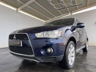 MITSUBISHI OUTLANDER 4WD 220 DI-D MOTION 156CV 7PZ