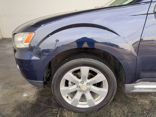 MITSUBISHI OUTLANDER 4WD 220 DI-D MOTION 156CV 7PZ