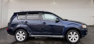 MITSUBISHI OUTLANDER 4WD 220 DI-D MOTION 156CV 7PZ