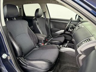 MITSUBISHI OUTLANDER 4WD 220 DI-D MOTION 156CV 7PZ