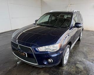 MITSUBISHI OUTLANDER 4WD 220 DI-D MOTION 156CV 7PZ