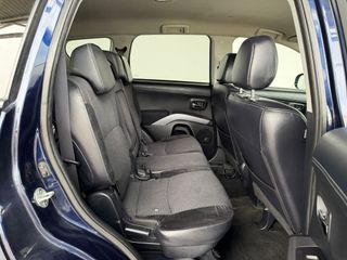 MITSUBISHI OUTLANDER 4WD 220 DI-D MOTION 156CV 7PZ