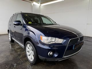 MITSUBISHI OUTLANDER 4WD 220 DI-D MOTION 156CV 7PZ