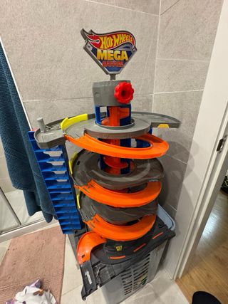 Hot Wheels Mega Garage Set