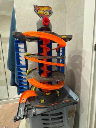 Hot Wheels Mega Garage Set