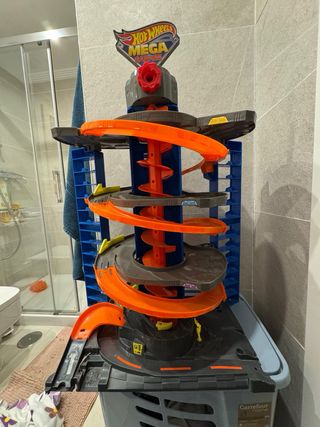 Hot Wheels Mega Garage Set