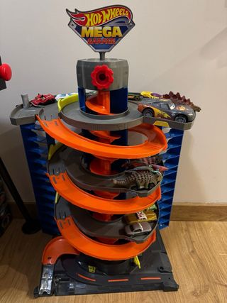 Hot Wheels Mega Garage Set