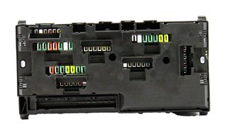 Caja de Fusibles BMW SERIE 7 915132002 017033442B 9202640 6135920264001