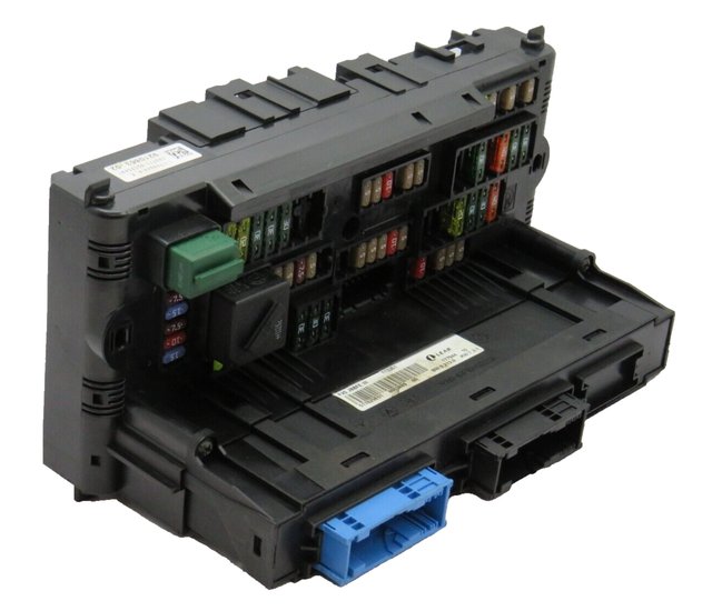 Caja de Fusibles BMW X3 X5 921086302 117033444E 17794410 9393675 6135939367501