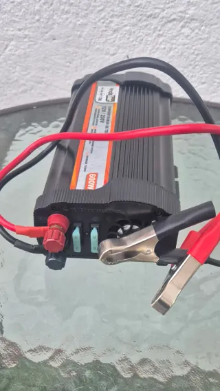 Convertidor Vechline 12V/230V 600W