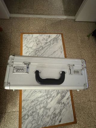 Maletín de peluquería plateado