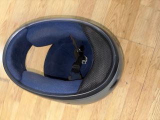 Casco de moto NZI plateado