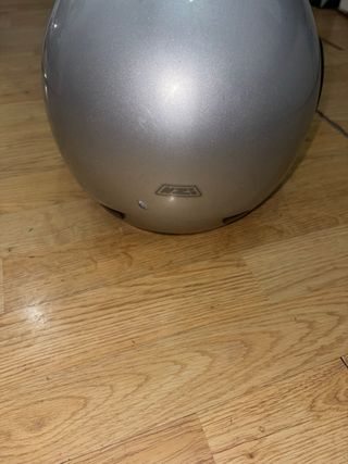 Casco de moto NZI plateado