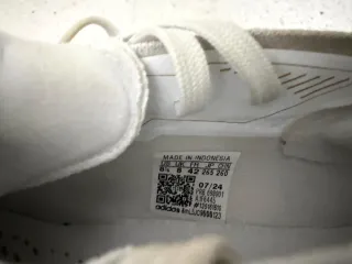 Botas Fútbol Adidas Predator Blancas Doradas