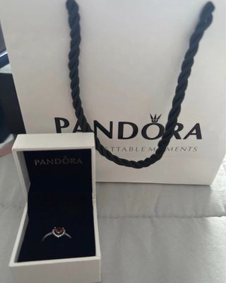 Anillo Pandora Corazón Rojo y Plata