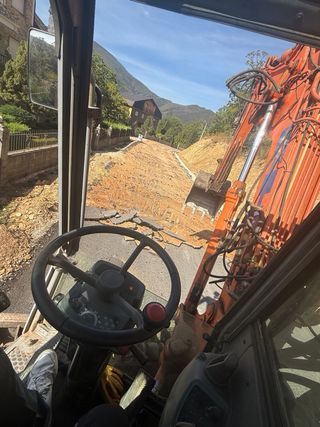 Retro excavadora Hitachi 120 W