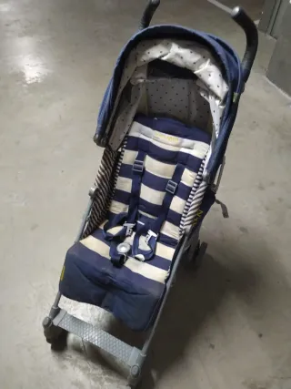 Silla de paseo Maclaren azul marino