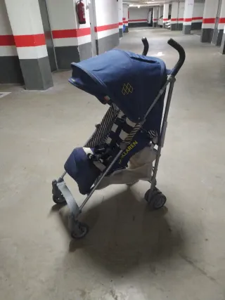 Silla de paseo Maclaren azul marino