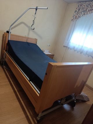 Cama articulada con colchón de aire