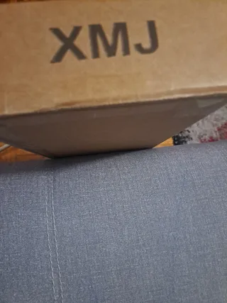 Estantería Metálica y Madera