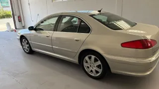 Peugeot 607 2006